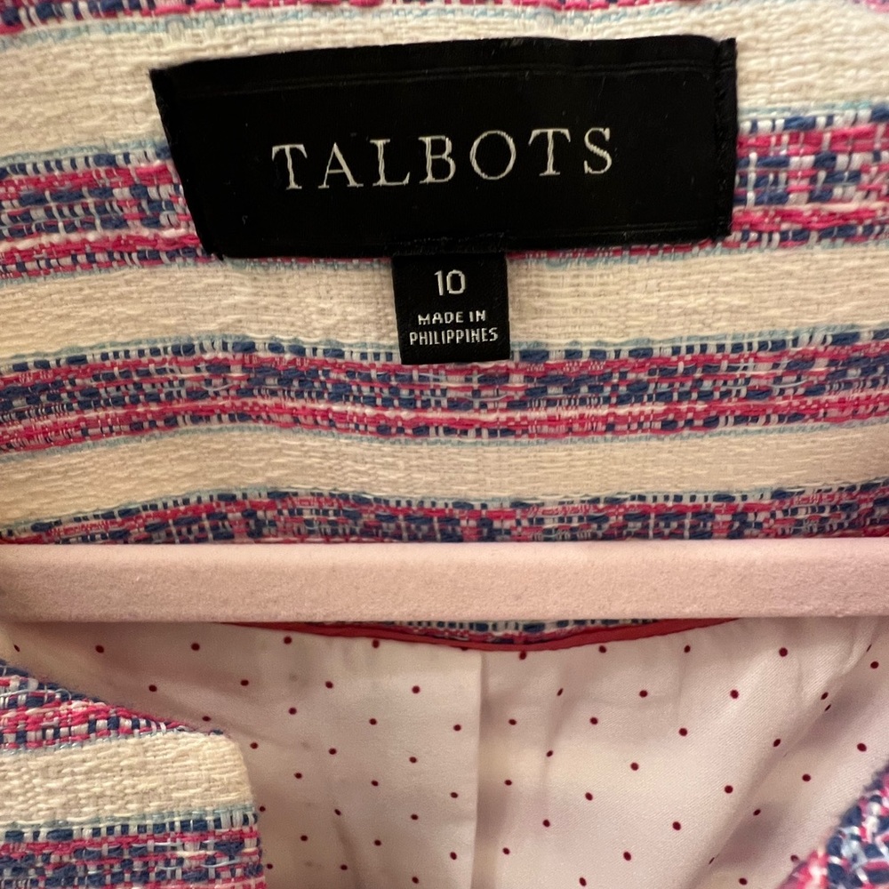 Beautiful Jacket - Picture 2 of 3